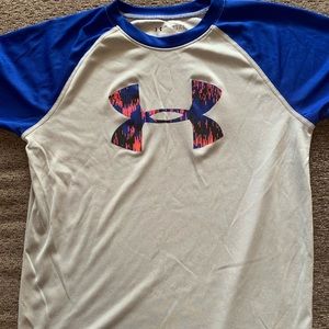 Youth Under Armour top